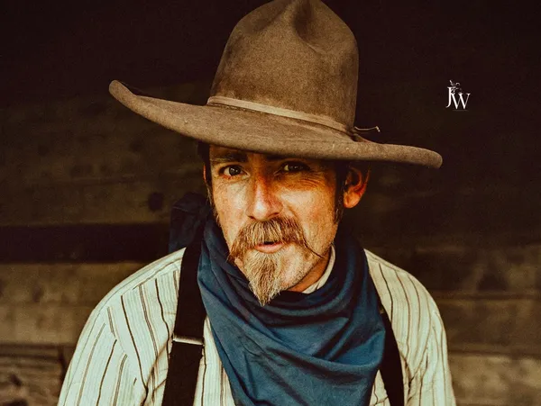 Nick, founder and lead storyteller of American Storytellers, in authentic period costume